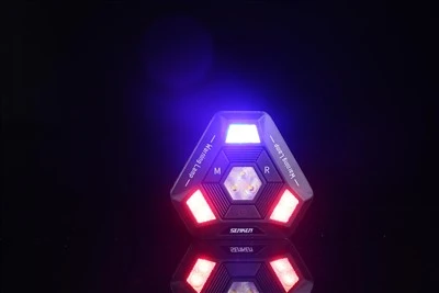 Nuova versione 27W LED 360 gradi ricaricabile portatile poligonale stroboscopico flash spia